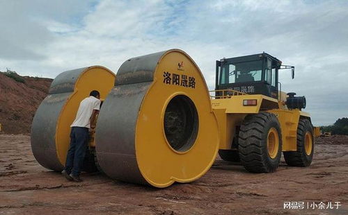 了解冲击压路机与传统压路机的区别与应用